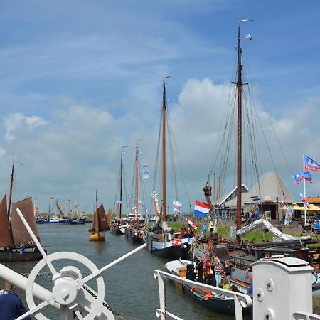 Stacaravan Op 5 Sterren Vakantiepark De Kuilart Friesland Aan Het Meer Met Zwembad 5P 237 Koudum Buitenkant foto